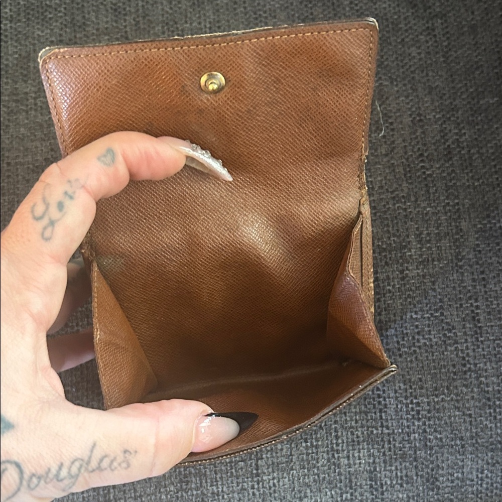 Louis Vuitton Classic Brown Monogram Wallet - Picture 6 of 12